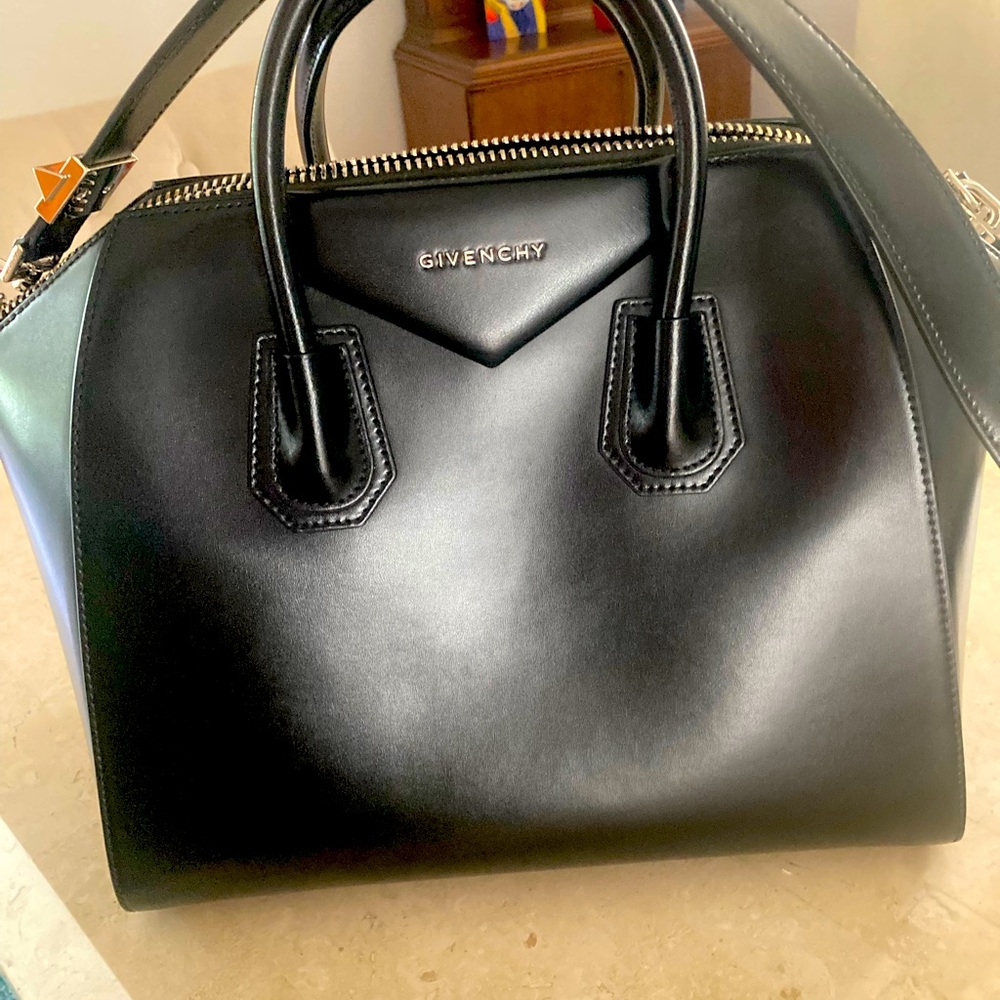 Beautiful, never used, large Givenchy tote